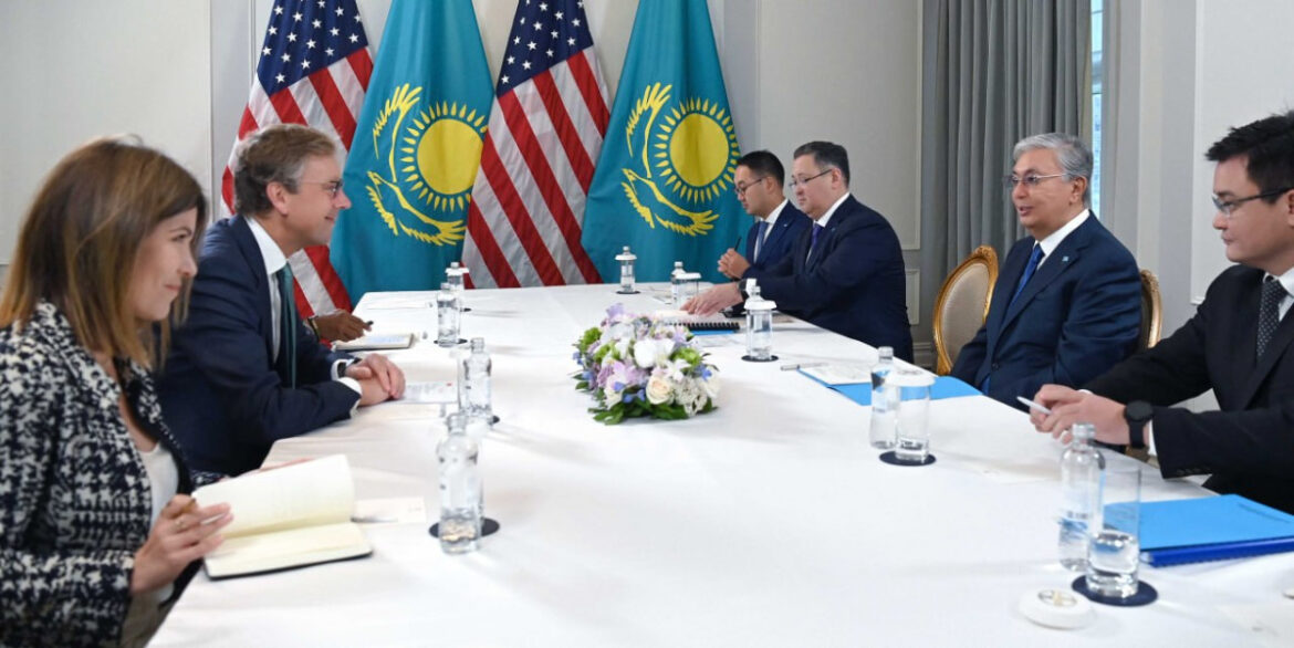 ТОКАЕВ РАЗБАЗАРИВАЕТ ЗЕМЛИ И НЕДРА КАЗАХСТАНА