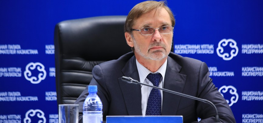 Находящийся под стражей экс кандидат в депутаты Мажилиса Парламента РК, Канат Абай (Турдалиев) обратился с открытым письмом к владельцу строительной корпорации #БазисА, Александру Беловичу.